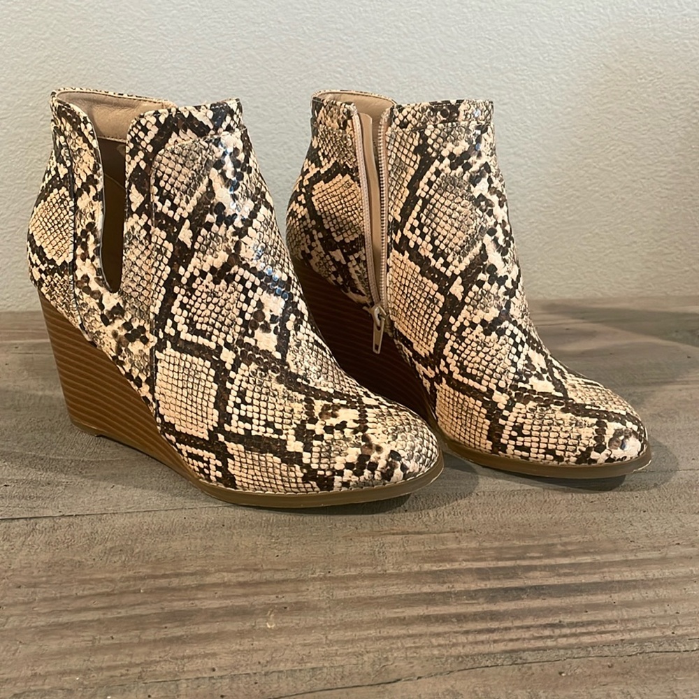 Size 6 snakeskin bootie